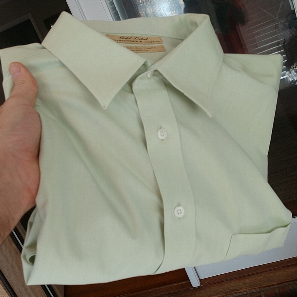 Roundtree and Yorke dress shirt